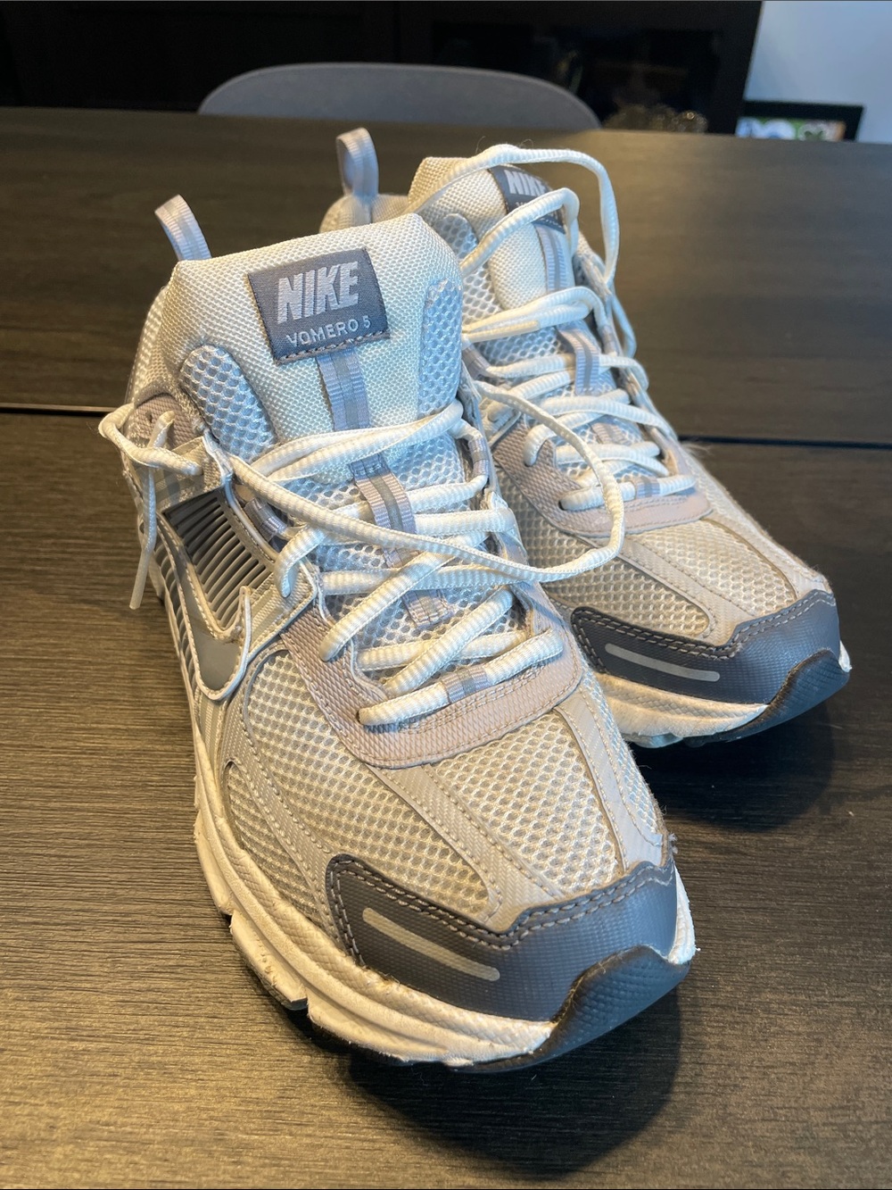 Nike Zoom Vomero 5 Sneakers in Light Gray and Dark Gray
